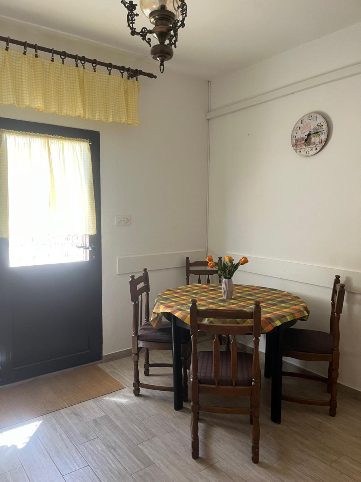 Apartmani Mila Pag Town Eksteriør billede