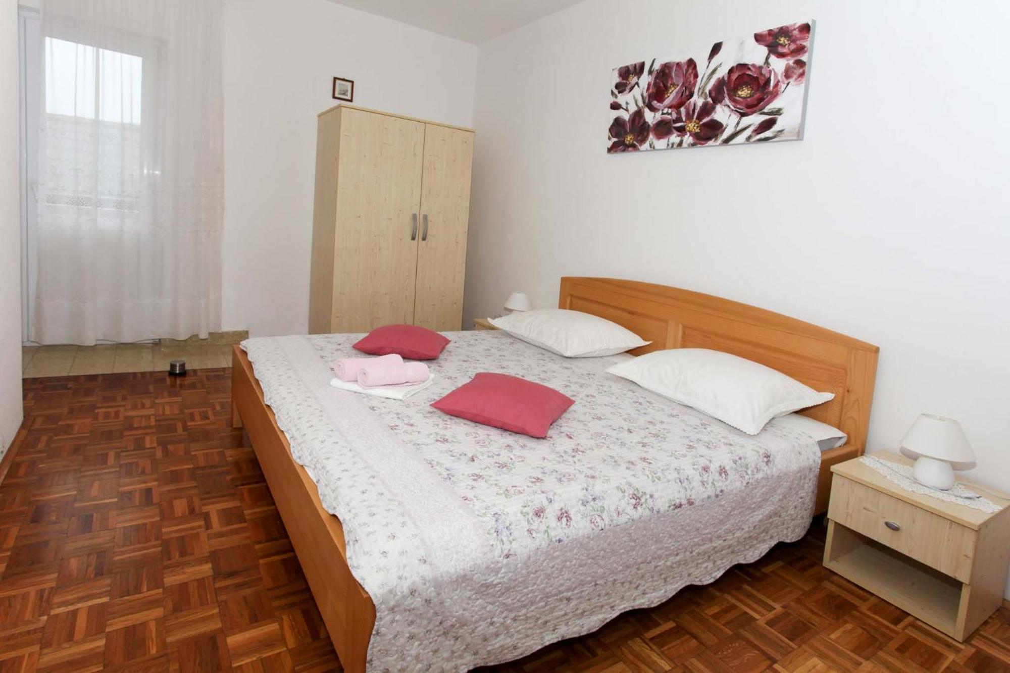 Apartmani Mila Pag Town Eksteriør billede