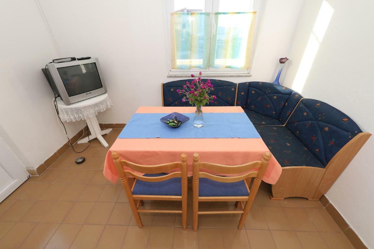 Apartmani Mila Pag Town Eksteriør billede